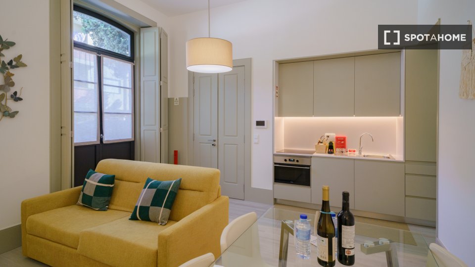 Apartment Porto, 1 bed, 36m² — photo 3