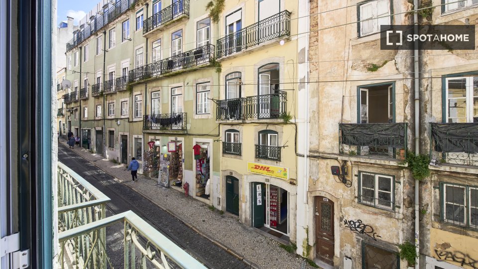 Double room Lisbon, 13 beds — photo 15