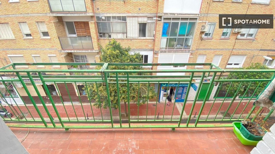 Double room Madrid, 4 beds — photo 8