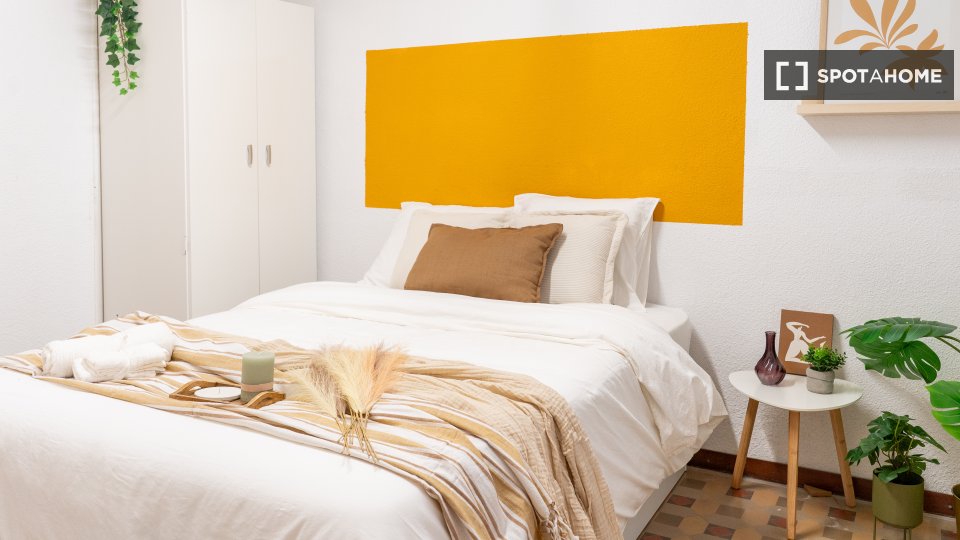 Double room Barcelona, 10 beds, 150m² — photo 82