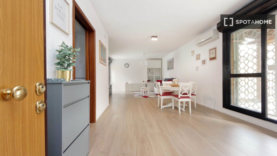 Apartment Rome, 2 beds, 137m² — photo 8