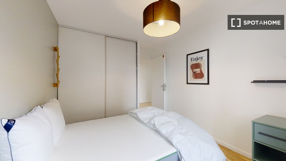 Double room Lyon, 15 beds — photo 8