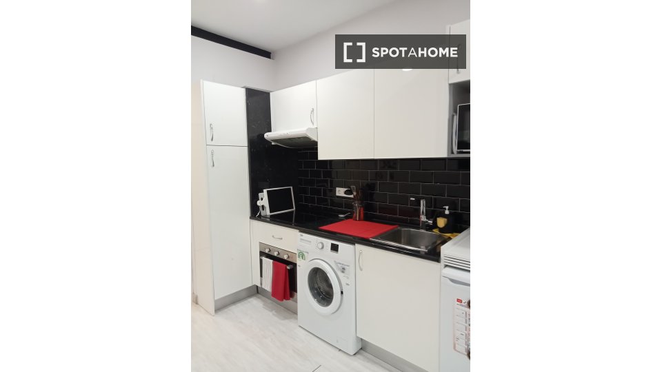 Apartment mono Madrid, 25m² — photo 6