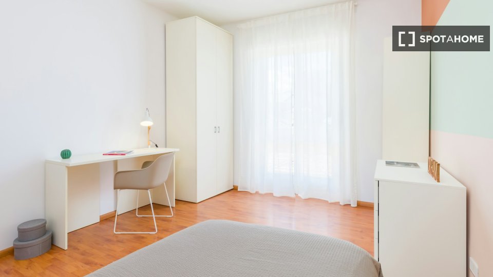 Double room Trento, 3 beds — photo 3