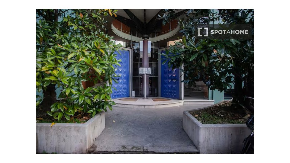 Apartment Milan, 1 bed, 53m² — photo 11