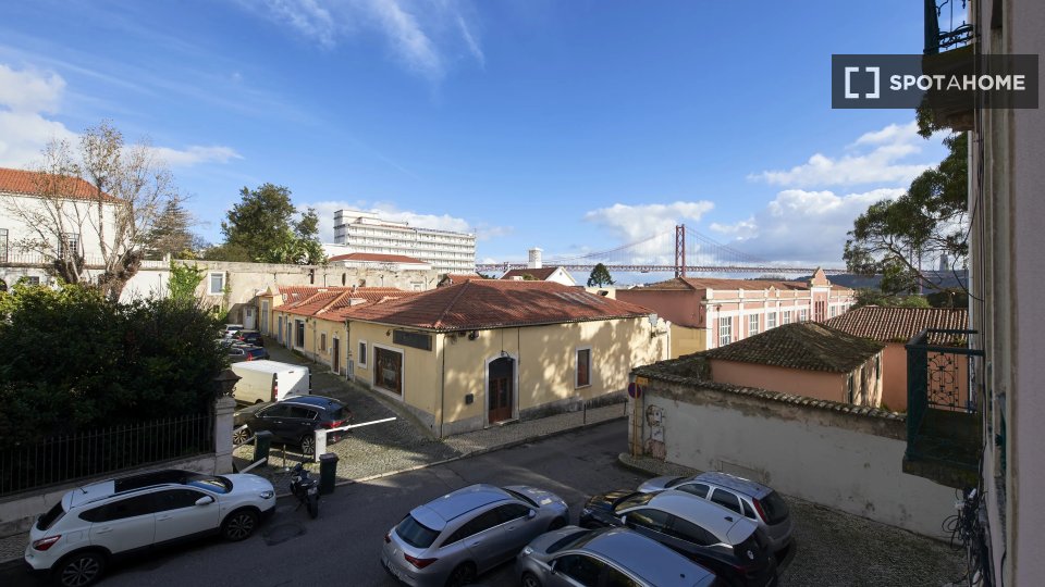 Double room Lisbon, 7 beds — photo 16