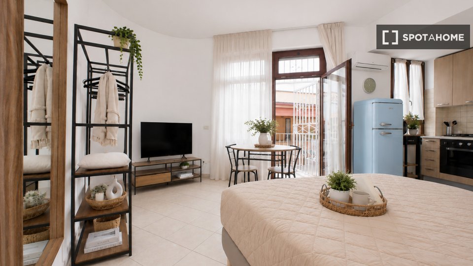 Apartment mono Rome — photo 23