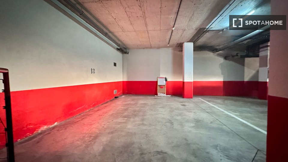 Apartment Madrid, 2 beds — photo 18