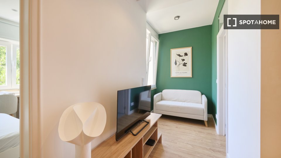 Double room Lisbon, 4 beds — photo 13