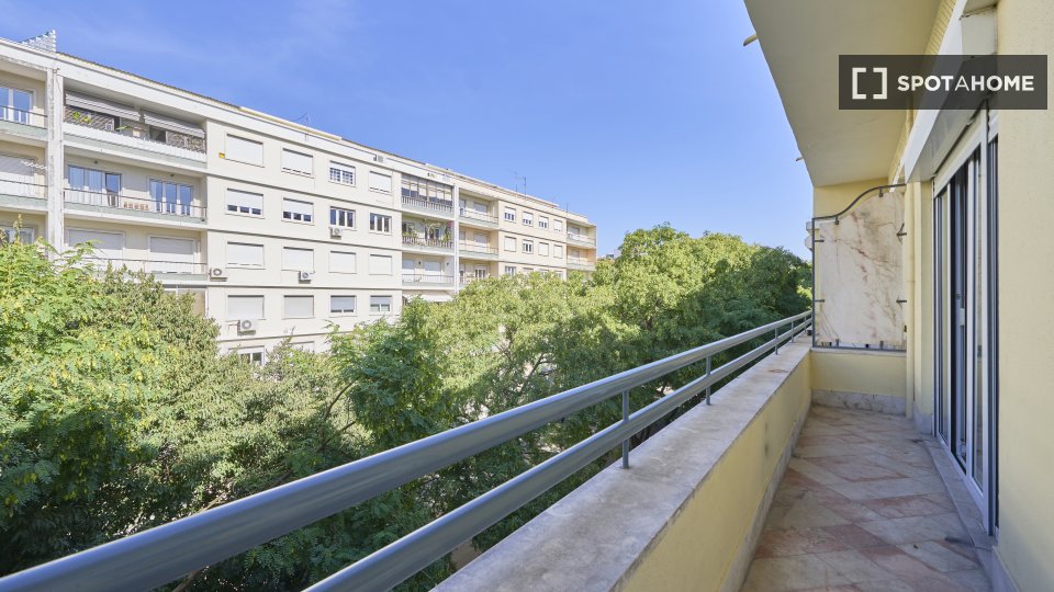 Double room Lisbon, 16 beds — photo 6