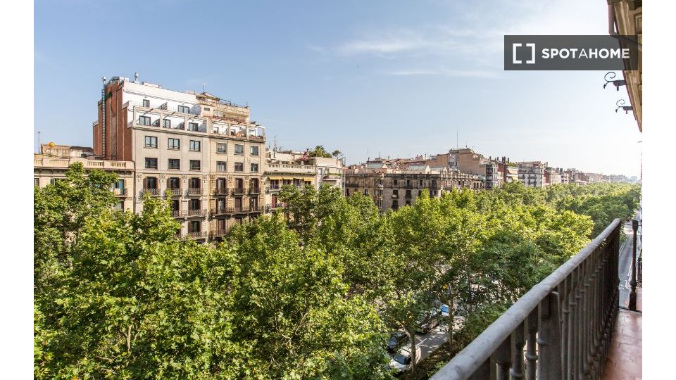 Double room Barcelona, 7 beds, 200m² — photo 10