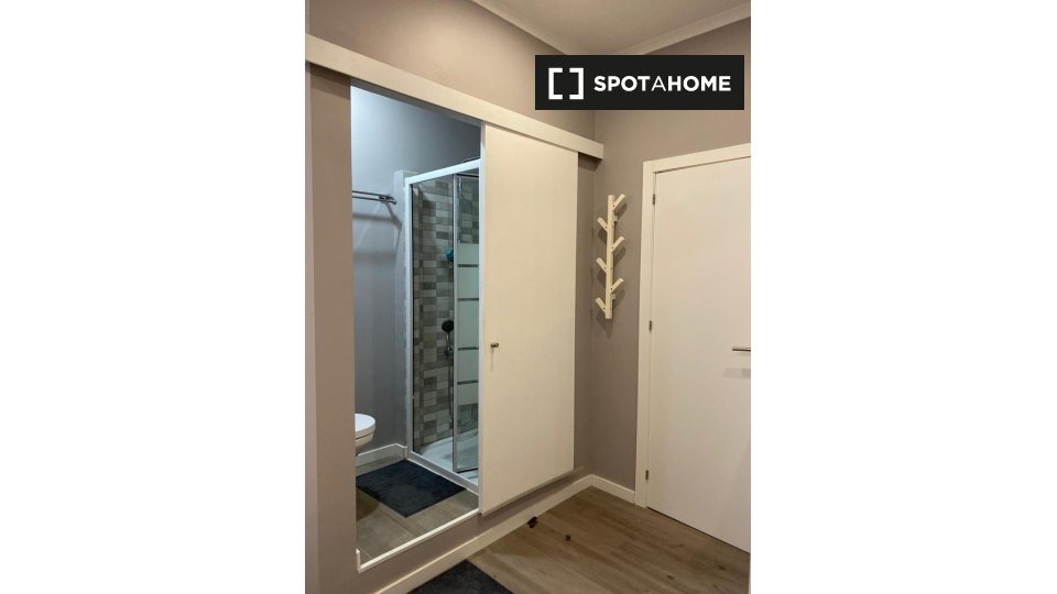 Double room Lisbon, 7 beds — photo 17