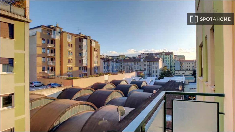Double room Milan, 1 bed — photo 4