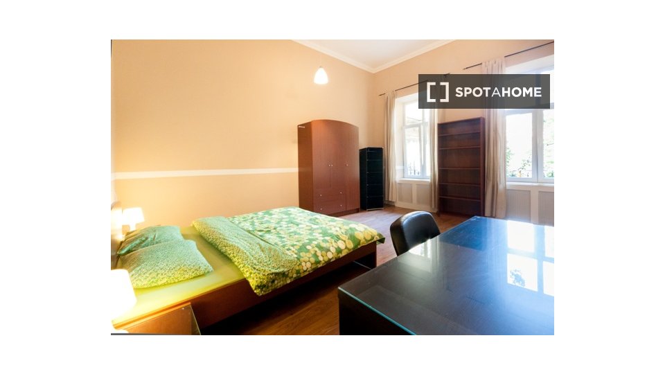 Double room Budapest, 2 beds, 80m² — photo 1