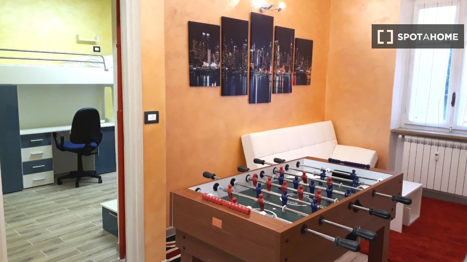 Double room Turin, 2 beds, 70m² — photo 1