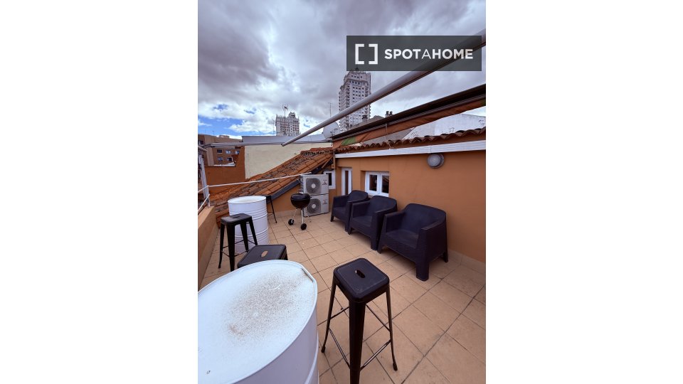Apartment Madrid, 2 beds, 100m² — photo 2