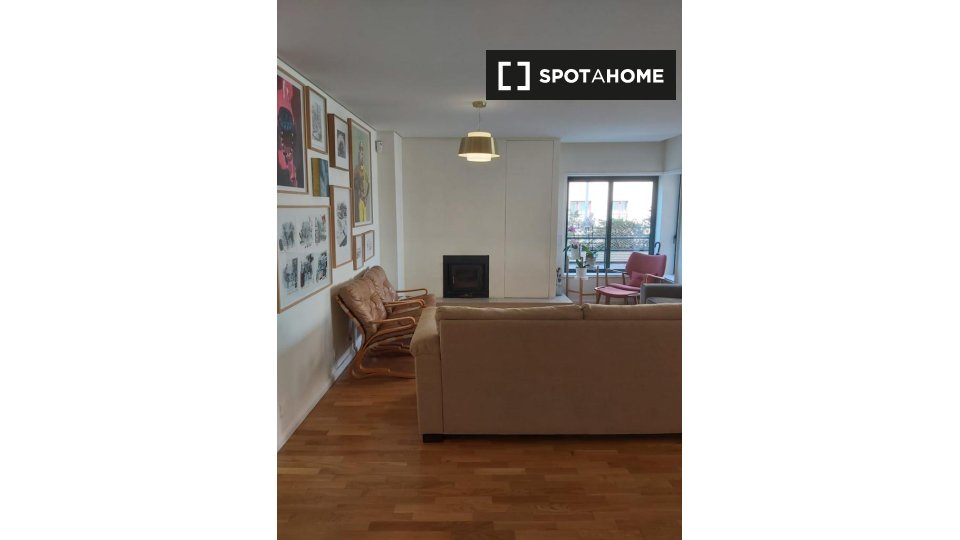 Apartment Porto, 4 beds, 160m² — photo 1