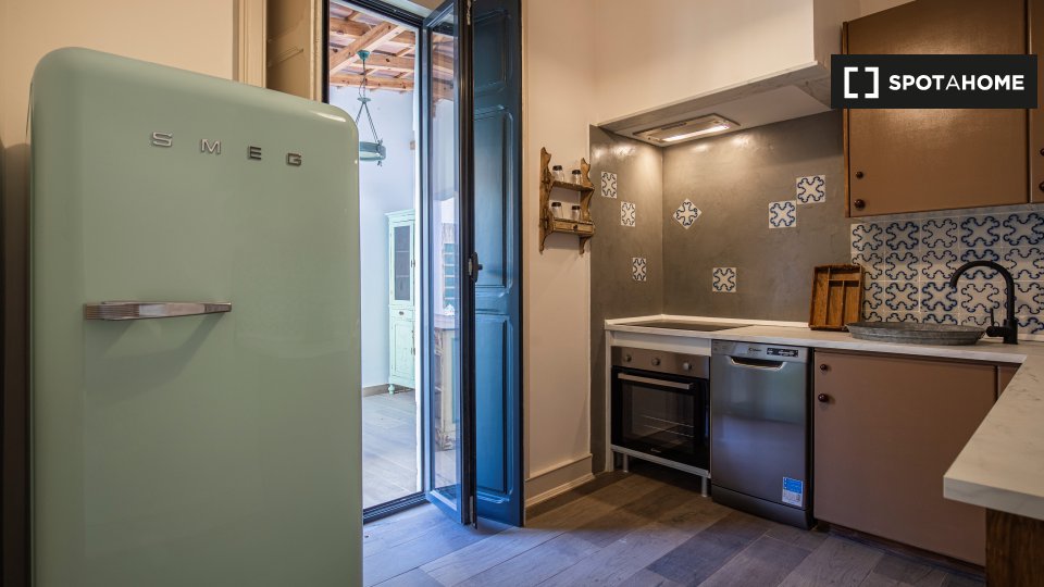 Apartment Lisbon, 3 beds, 160m² — photo 9