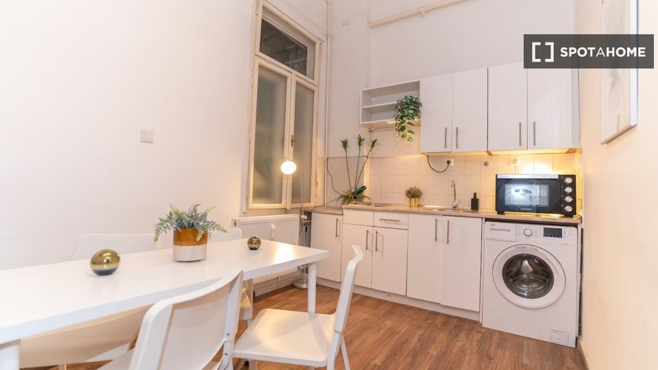 Double room Budapest, 3 beds — photo 3