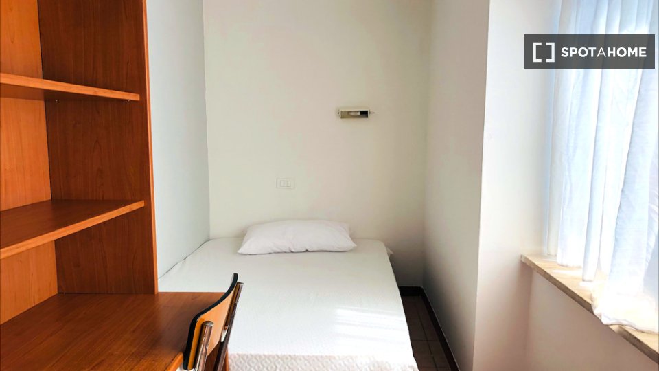 Double room Rome, 33 beds — photo 24