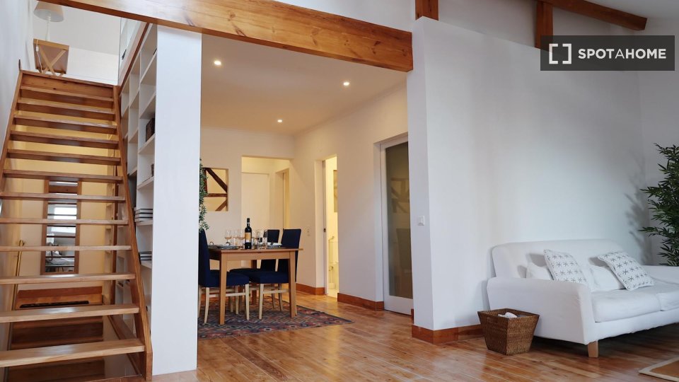 Apartment Lisbon, 2 beds — photo 9