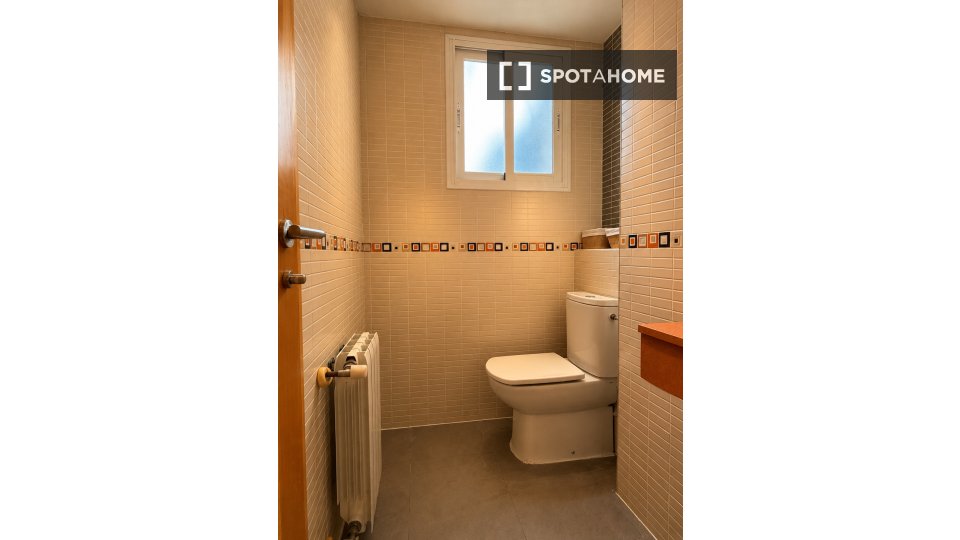 Apartment Valencia, 1 bed, 56m² — photo 26