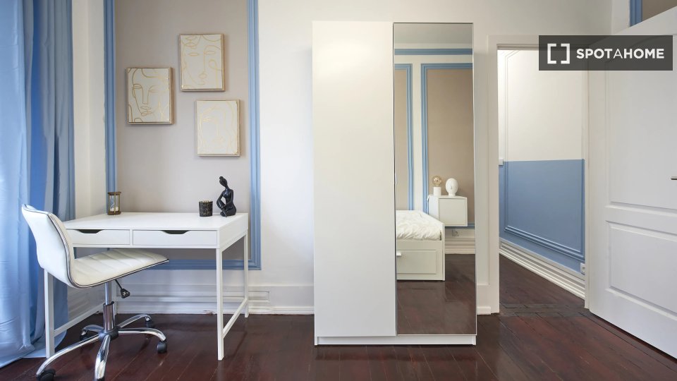 Double room Lisbon, 7 beds — photo 13