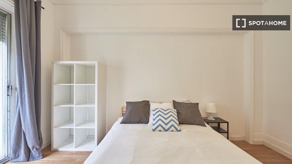 Double room Lisbon, 9 beds, 160m² — photo 30