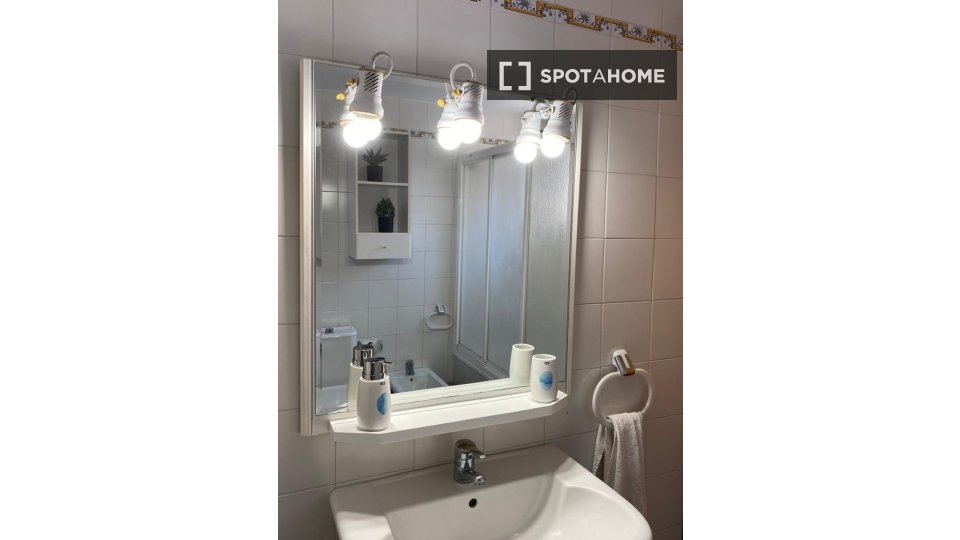 Apartment Alicante, 2 beds, 80m² — photo 11