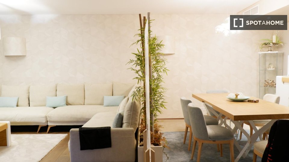 Apartment Lisbon, 2 beds — photo 16