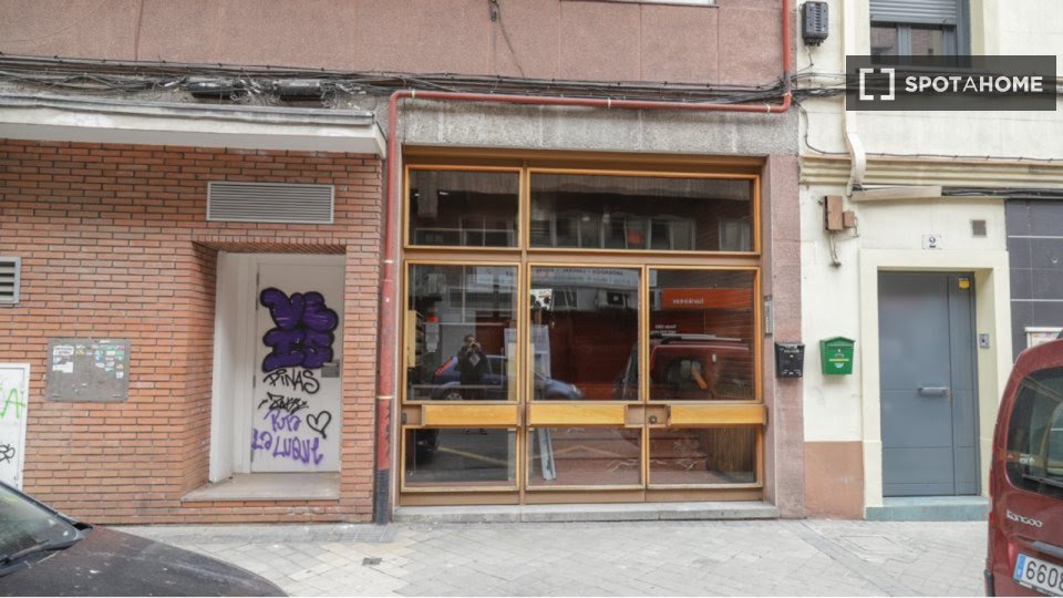 Double room Madrid, 7 beds, 115m² — photo 4