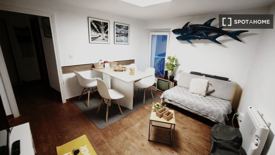 Apartment Bilbao, 3 beds — photo 14