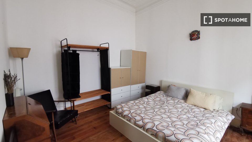 Double room Lisbon, 2 beds, 100m² — photo 9