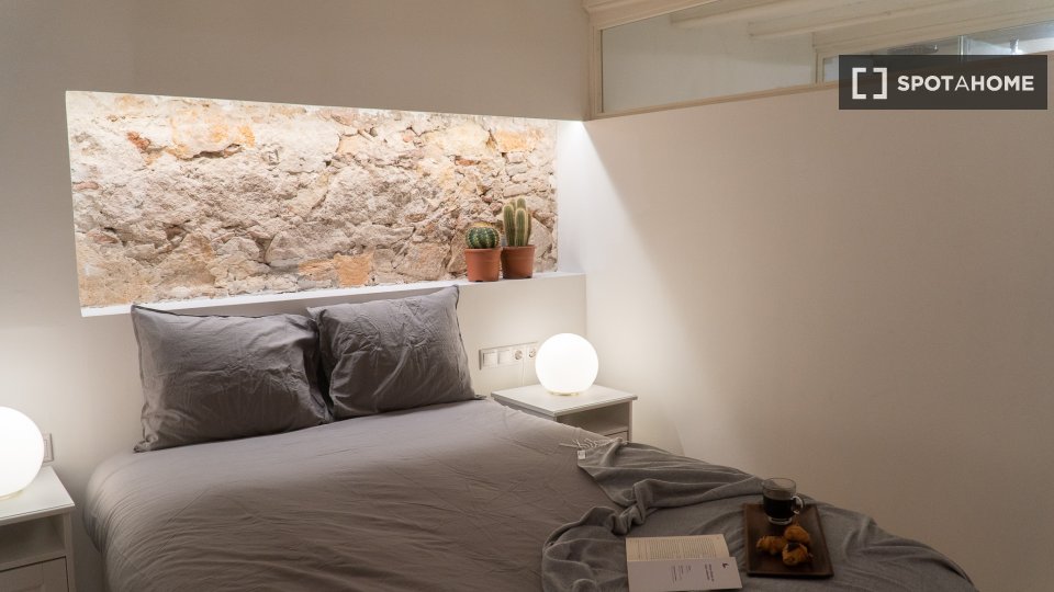 Double room Barcelona, 4 beds — photo 11