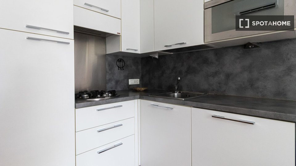 Apartment Milan, 1 bed, 40m² — photo 17