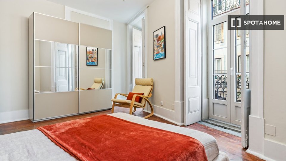 Double room Lisbon, 10 beds — photo 13