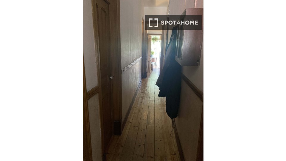 Double room Lisbon, 2 beds, 70m² — photo 8