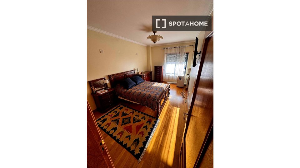Apartment Lisbon, 4 beds, 177m² — photo 3