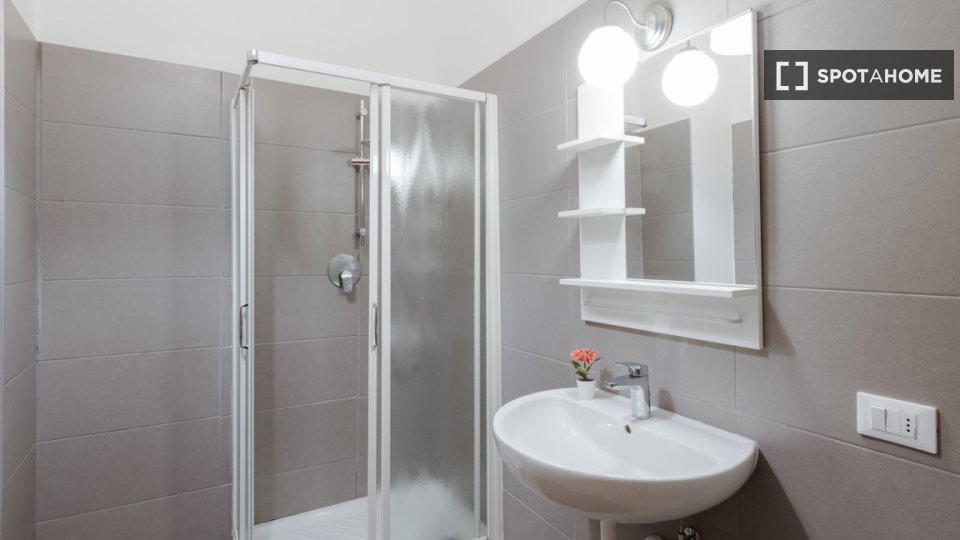 Double room Milan, 6 beds — photo 2