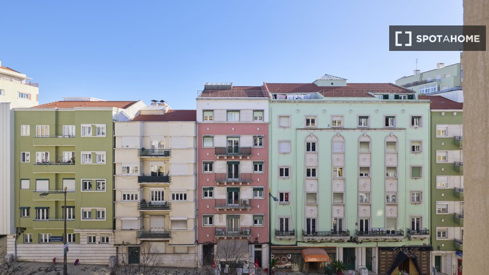 Double room Lisbon, 11 beds — photo 24