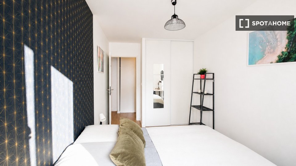 Chambre double Paris, 4 chambres — photo 37