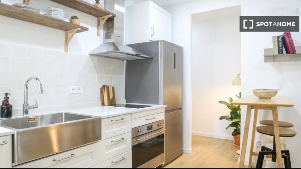 Apartment Madrid, 2 beds — photo 11