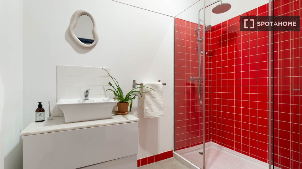 Double room Lisbon, 7 beds — photo 8