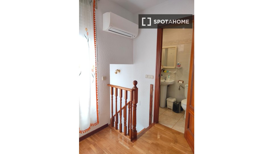Apartment Madrid, 1 bed, 55m² — photo 4