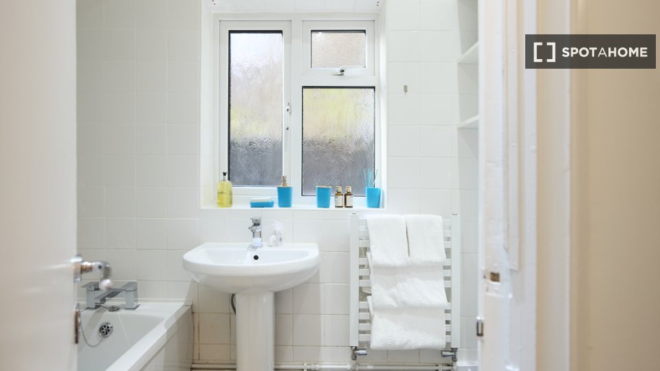 Apartment London, 1 bed, 47m² — photo 18