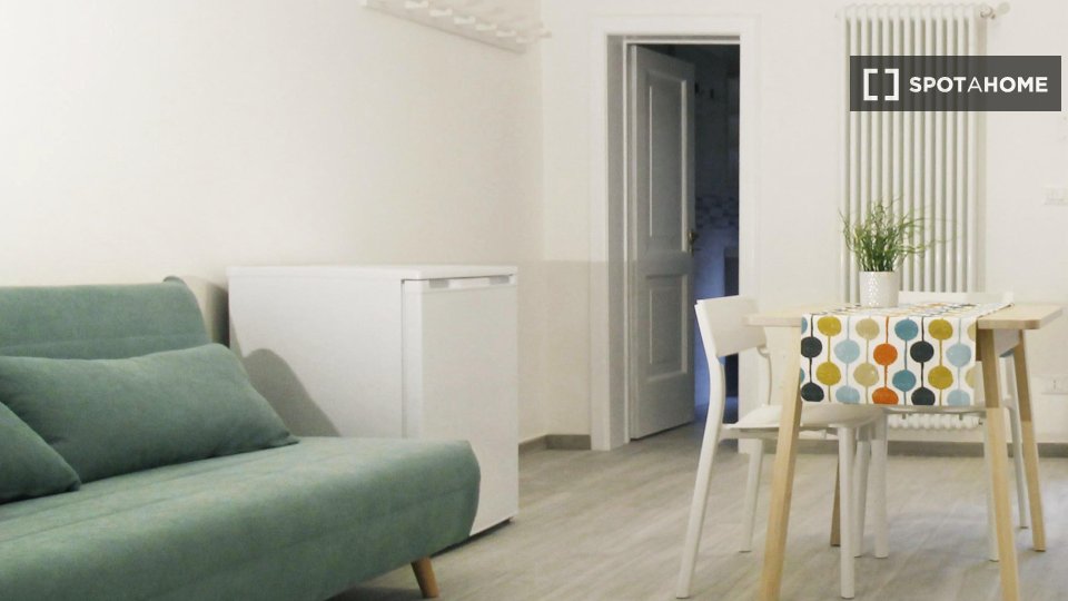 Double room Bologna, 4 beds — photo 12