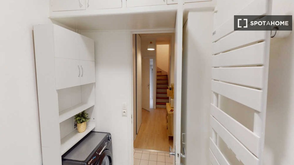 Double room Paris, 9 beds, 160m² — photo 18