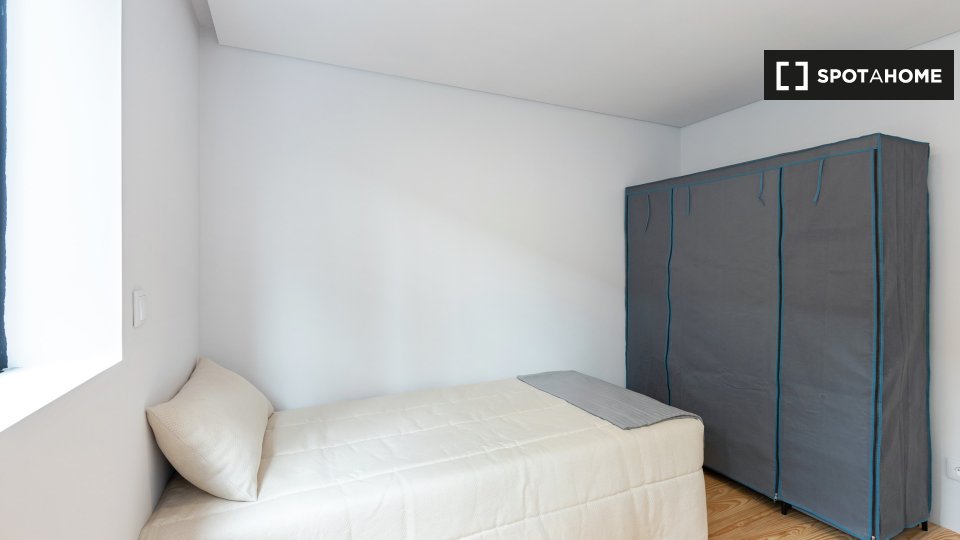 Double room Porto, 9 beds — photo 1