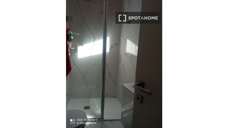 Double room Milan, 1 bed — photo 6