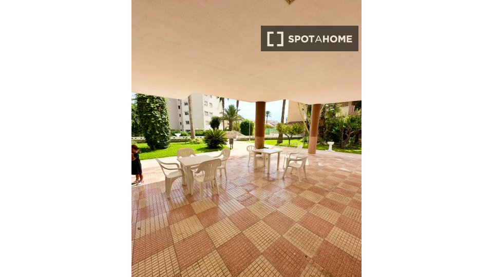 Apartment Alicante, 2 beds, 75m² — photo 7